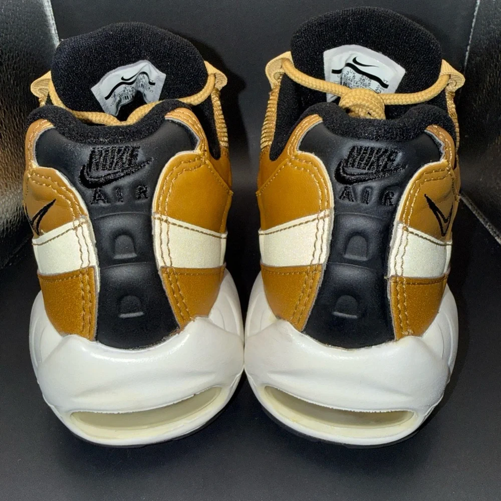 Size 6 - Nike Air Max 95 QS Metallic Gold Wmns, 814914-700, Very Clean, No Box